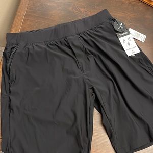 Kenneth Cole Mens Gym Shorts